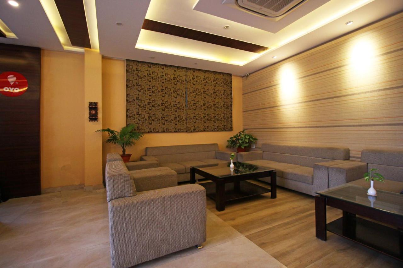 Capital O 4535 Hotel Uma Palace Varanasi Exterior photo