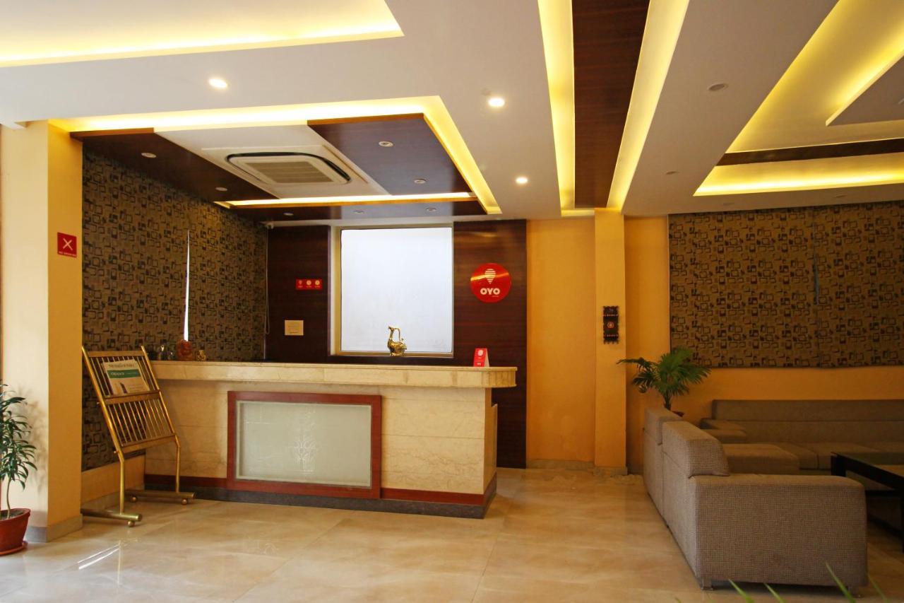 Capital O 4535 Hotel Uma Palace Varanasi Exterior photo